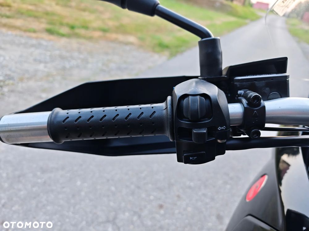 Moto Guzzi Stelvio - 19