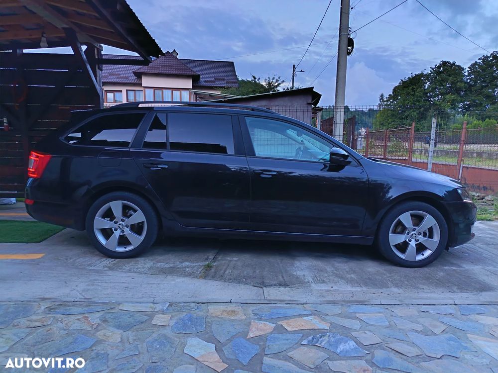 Skoda Octavia 1.6 TDI GREENLINE - 1