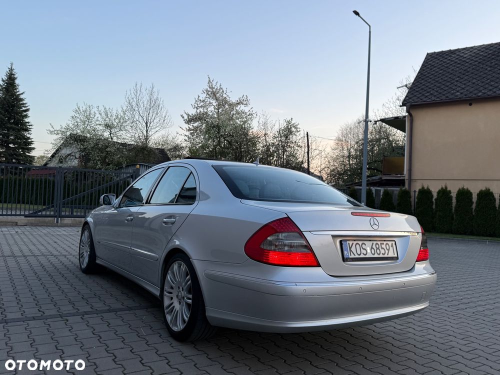 Mercedes-Benz Klasa E - 8