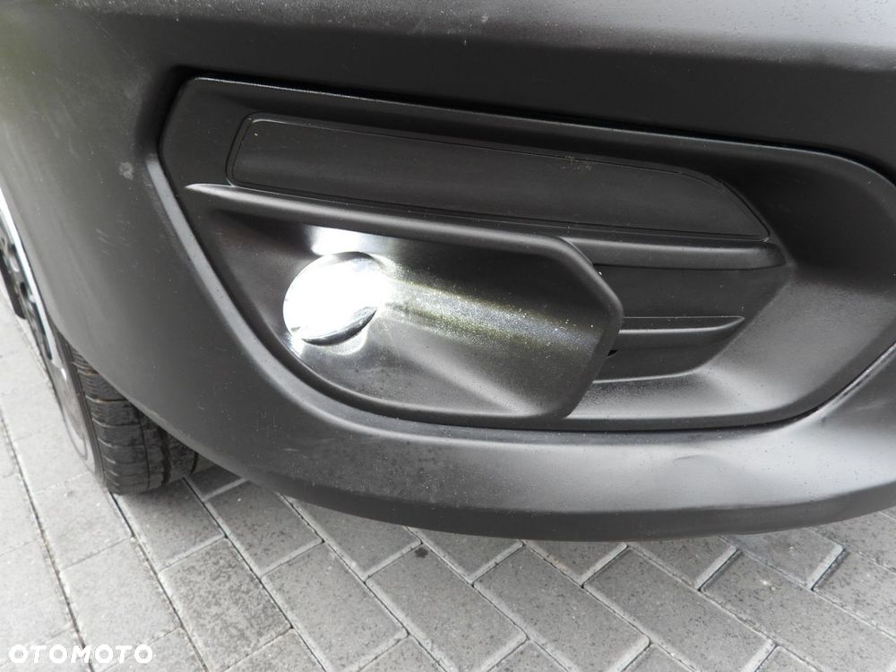 Iveco DAILY 35S18 PLANDEKA WINDA 8 PALET WEBASTO TEMPOMAT LEDY KLIMATYZACJA  180KM - 24