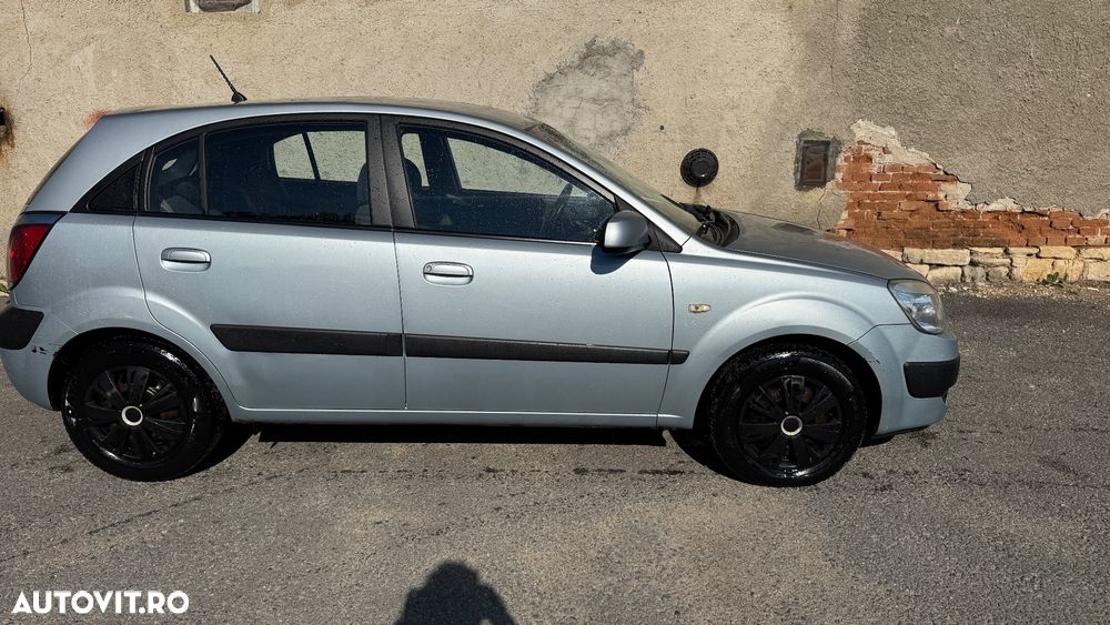 KIA Rio 2006 — imagine 2