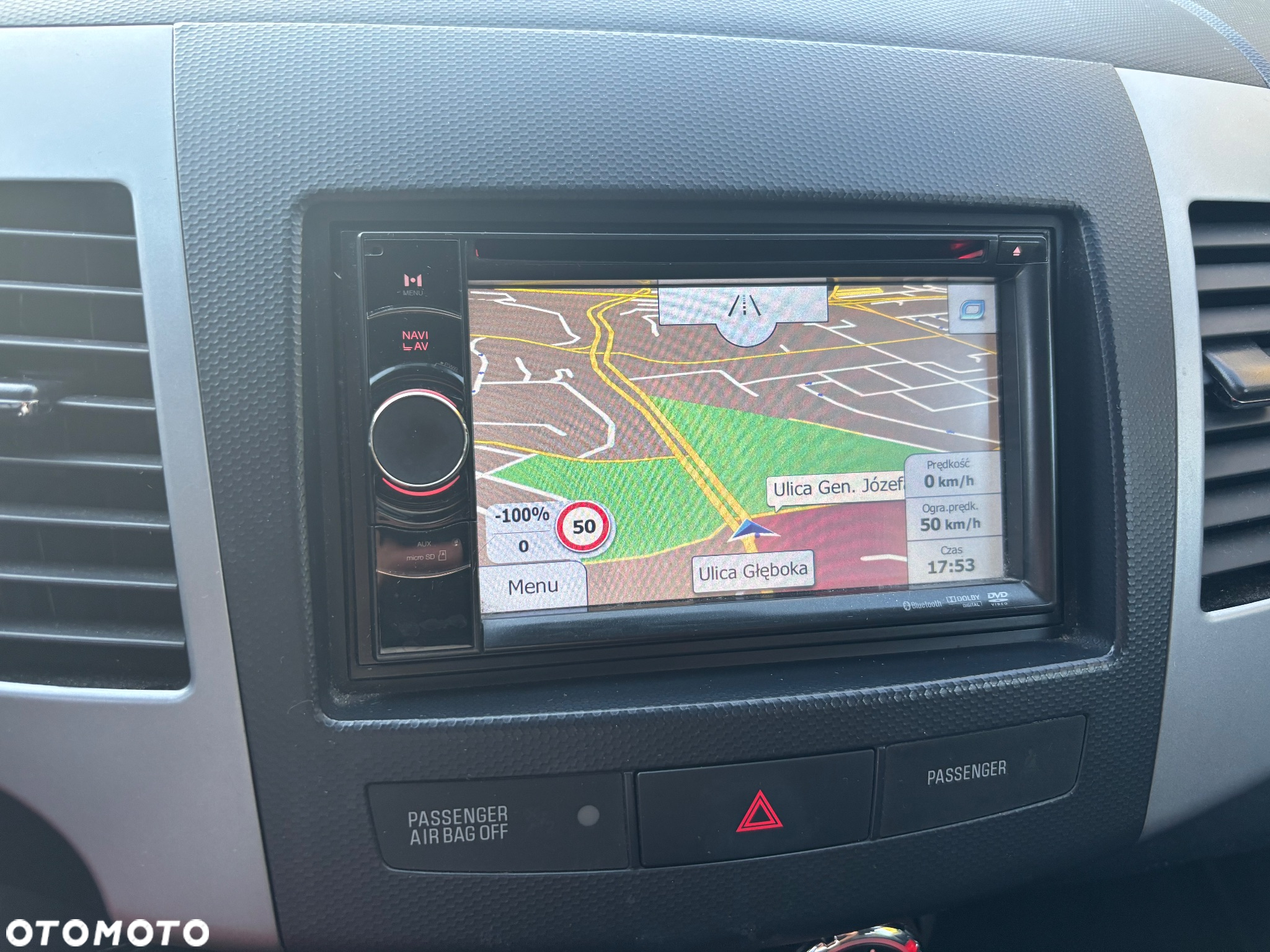 Mitsubishi Outlander 2.0 Intense NAVI 2WD EU5 - 12