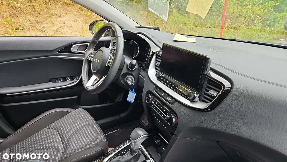 Kia Ceed 1.6 CRDi (48V Mild-Hybrid) DCT7 Vision - 5