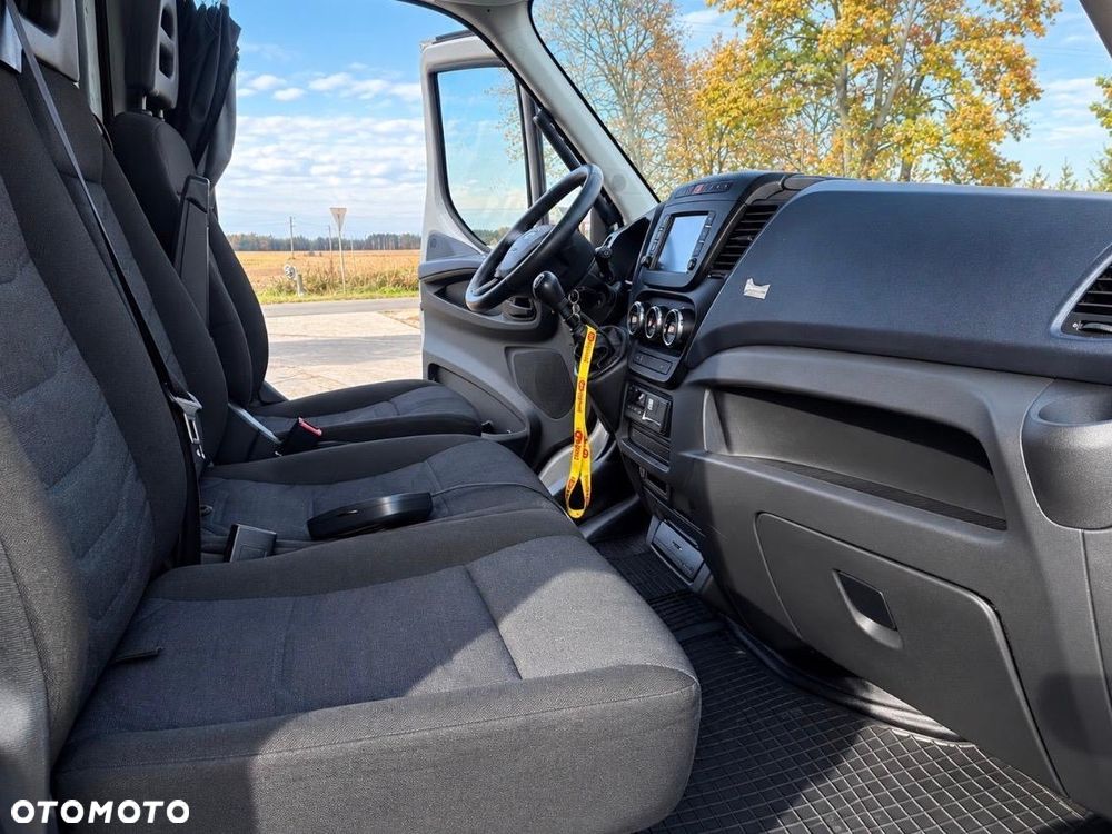 Iveco 72c18 - 8