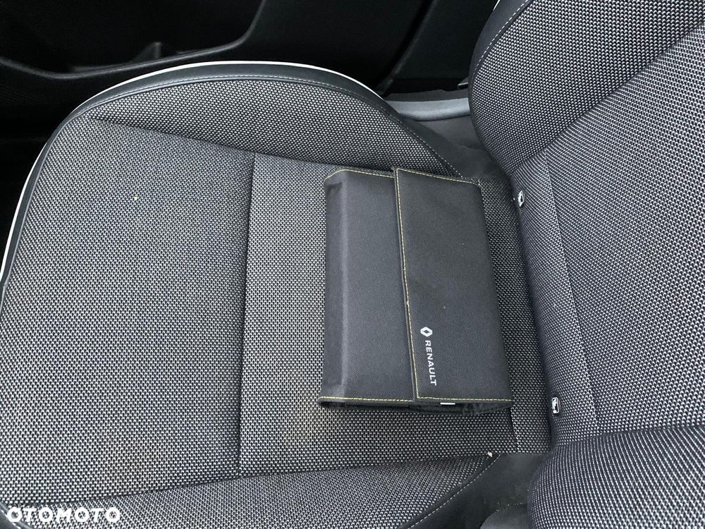 Renault Captur BLUE dCi 115 INTENS - 21