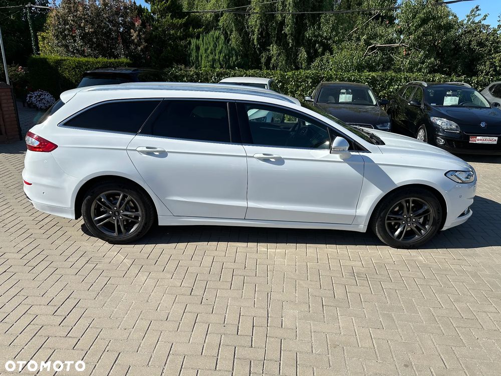 Ford Mondeo - 33