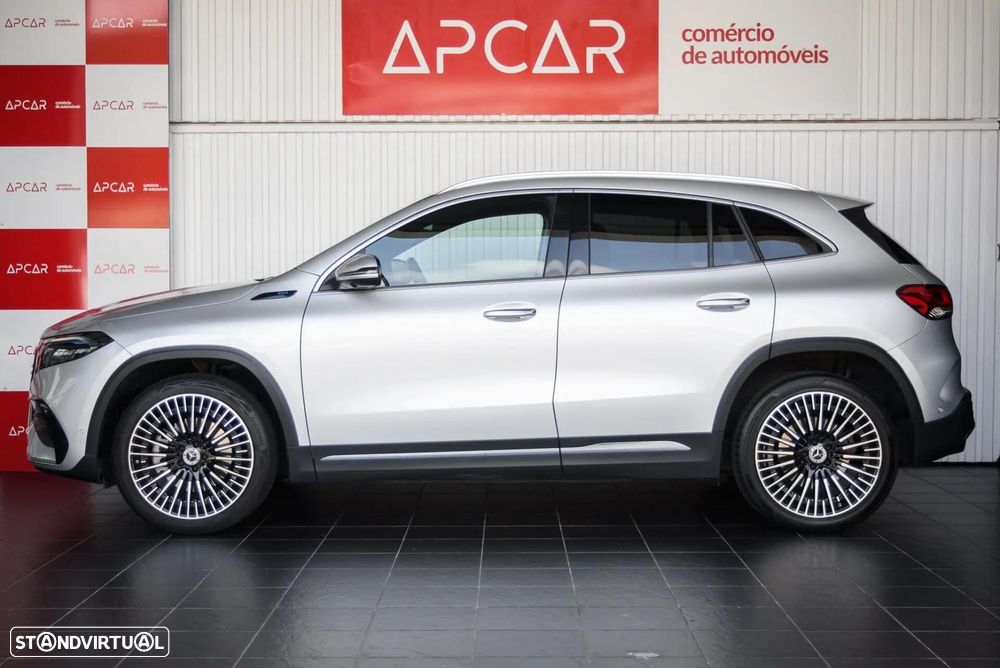 Mercedes-Benz EQA 300 4Matic AMG Line - 8