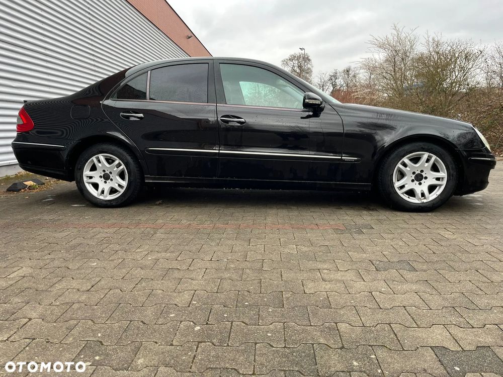 Mercedes-Benz Klasa E 220 CDI Elegance - 12