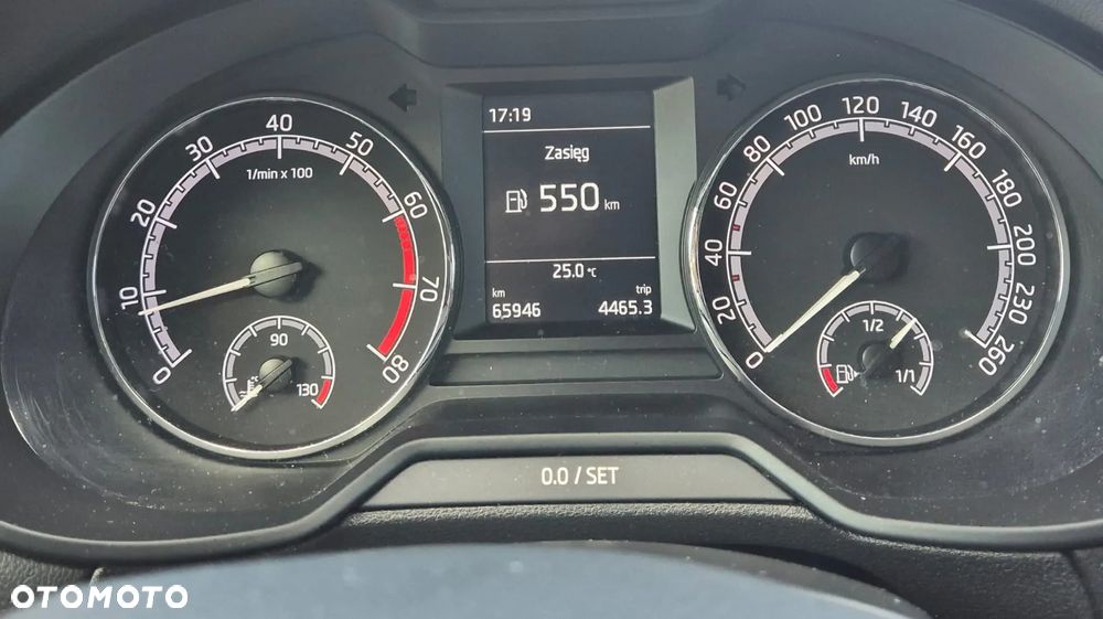 Skoda Octavia 1.4 TSI Ambition - 11