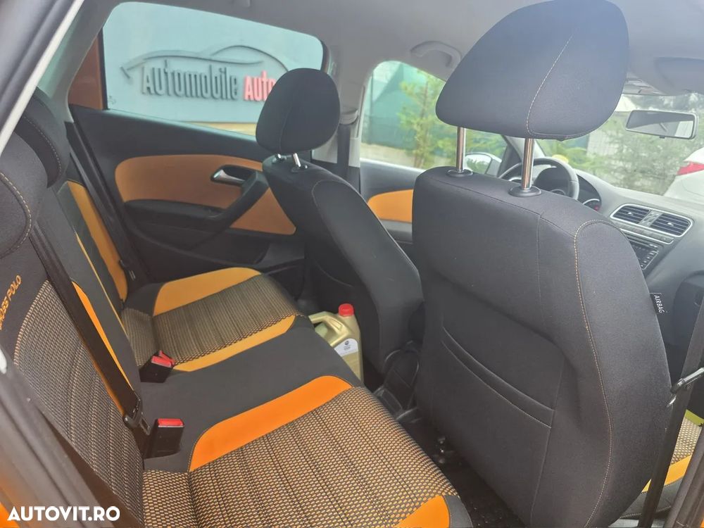 Volkswagen Polo 1.6 TDI Blue Motion Technology Highline - 8