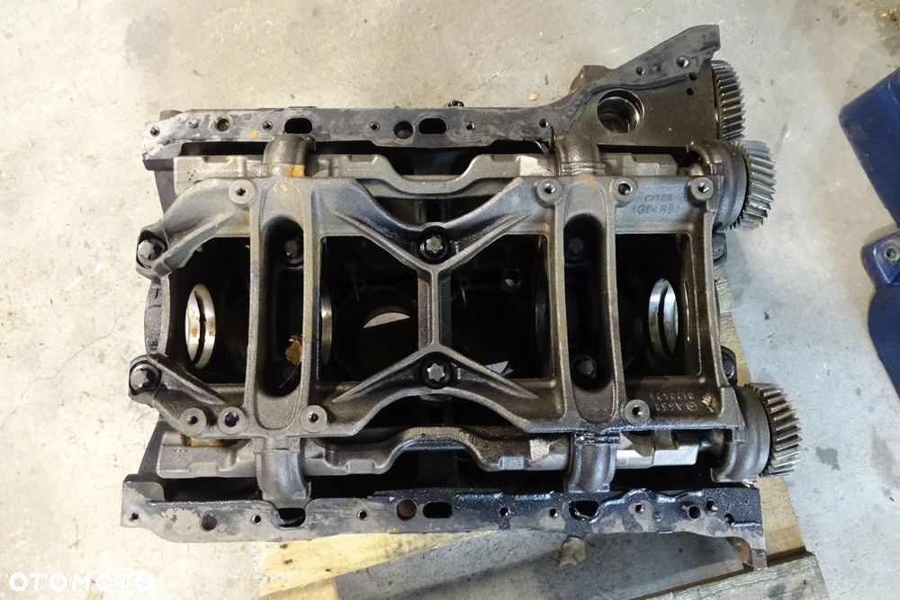 MERCEDES 2.2 CDI BLOK SILNIKA 6510111401