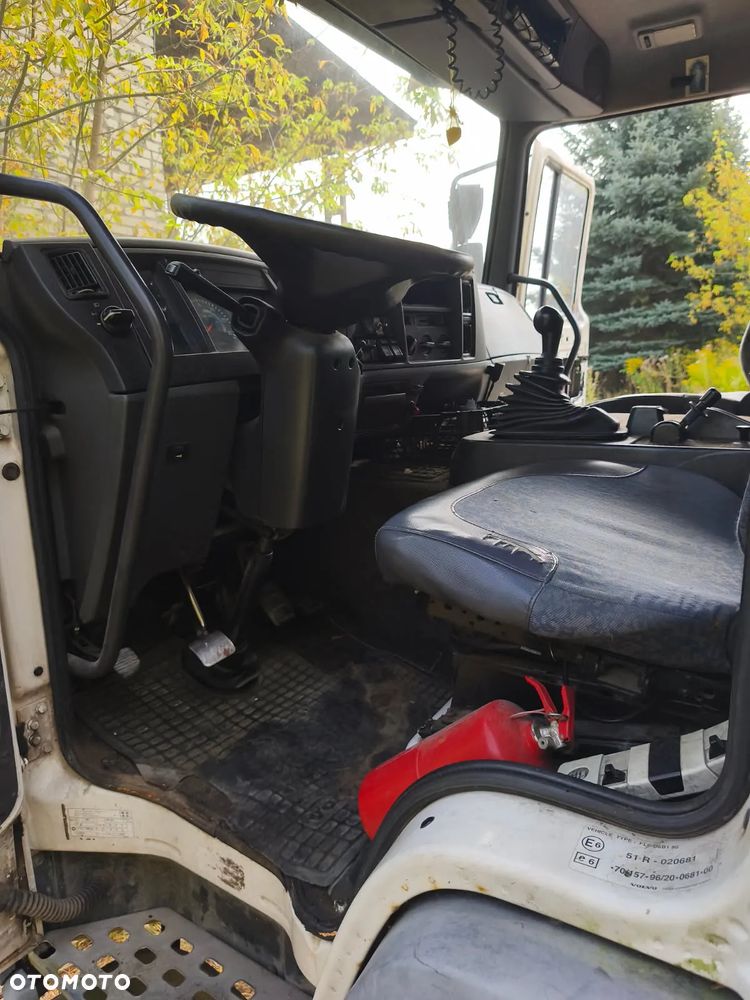 Volvo FL 6 - 4