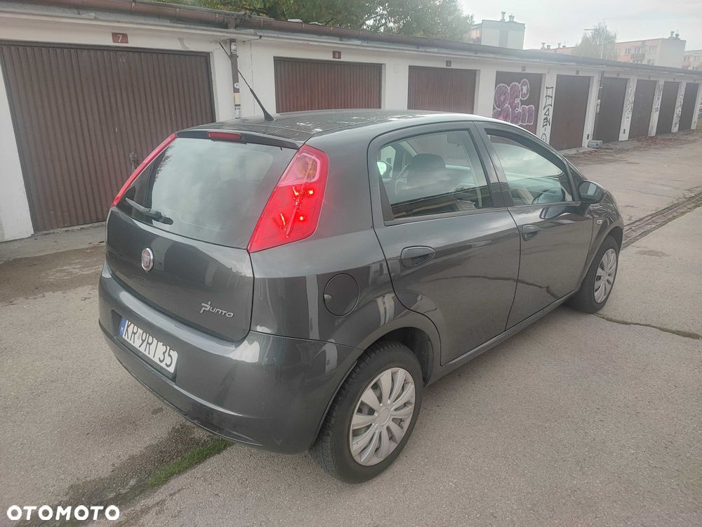 Fiat Grande Punto - 4