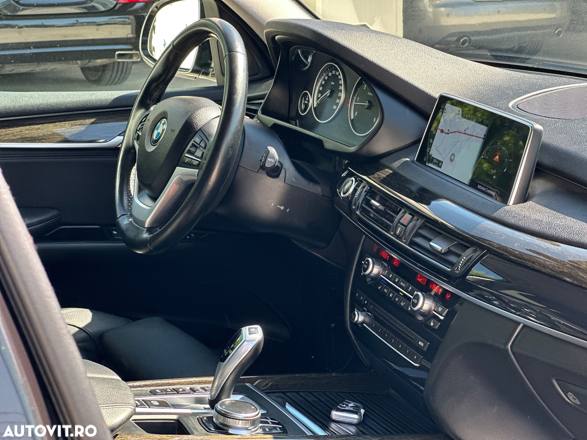BMW X5 xDrive30d - 29