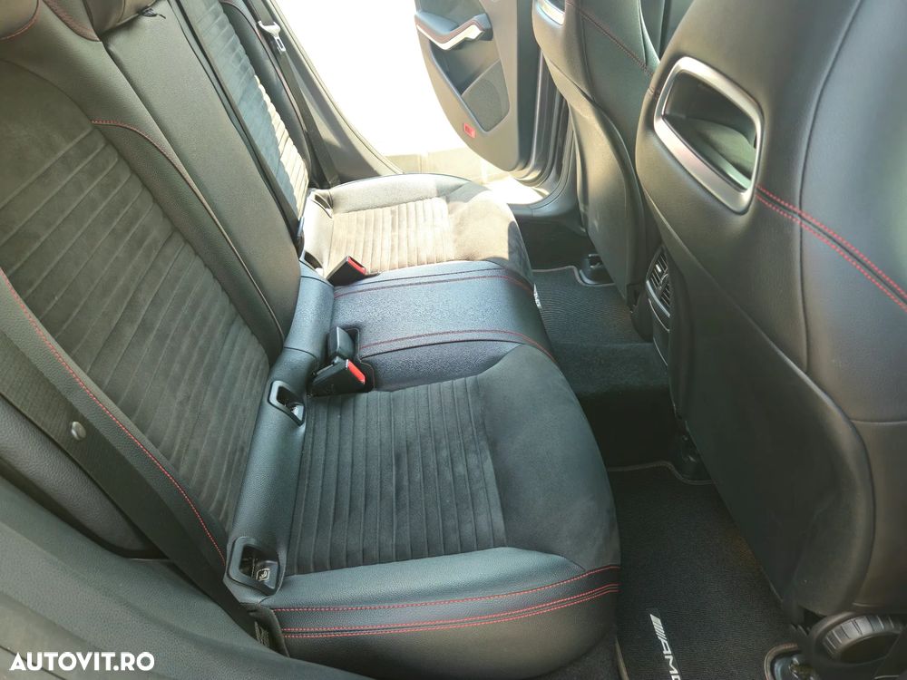 Mercedes-Benz CLA - 11