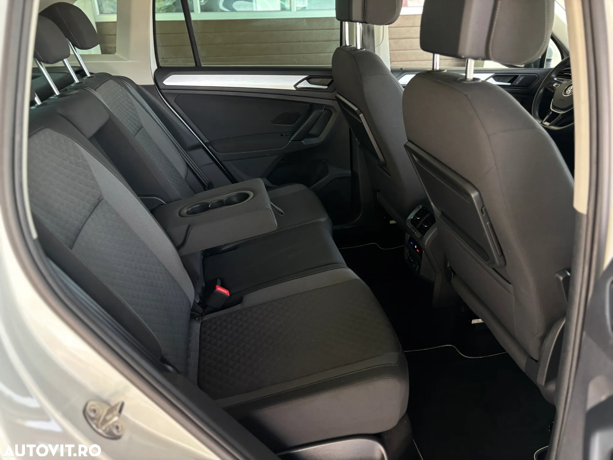 Volkswagen Tiguan 1.5 TSI ACT DSG Comfortline - 35