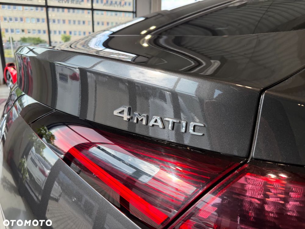 Mercedes-Benz GLC 200 mHEV 4-Matic AMG Line - 11