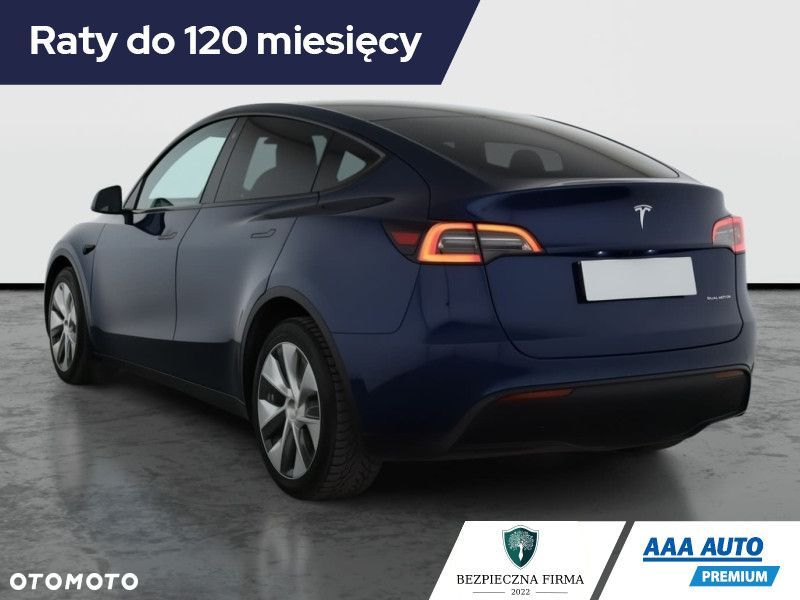 Tesla Model Y - 6