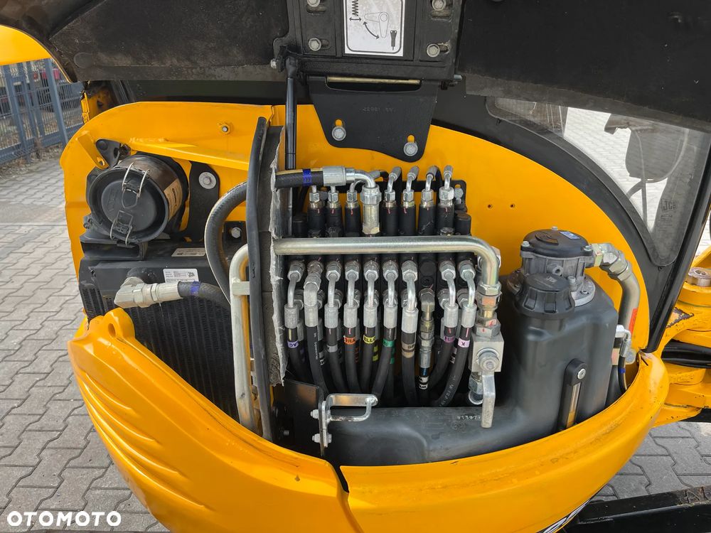 JCB 8025 ZTS - 12