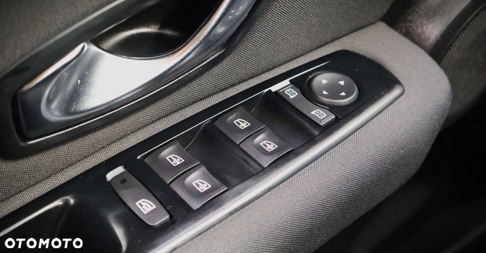 Renault Fluence - 22