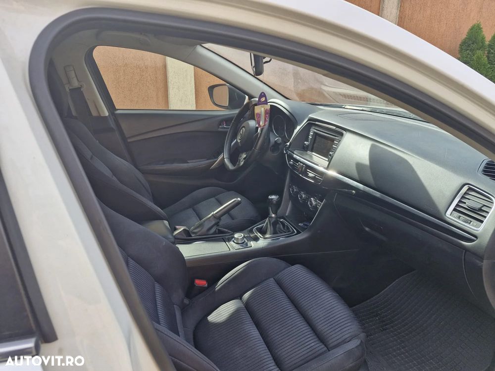 Mazda 6 - 4