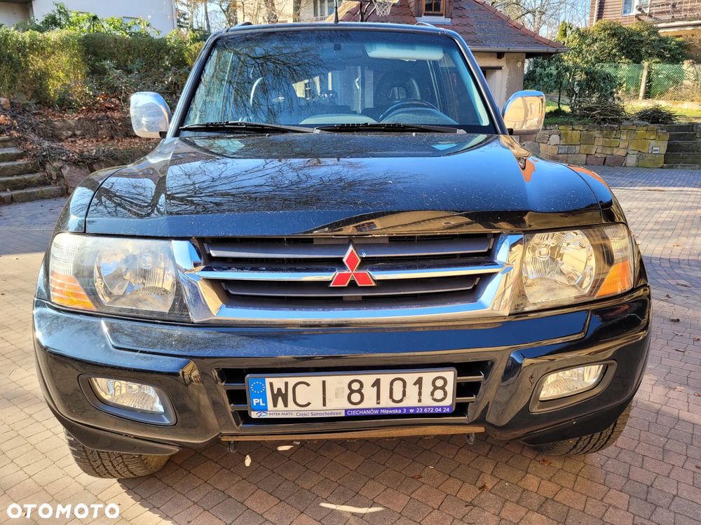 Mitsubishi Pajero 3.2 DI-D Automatik Instyle - 1