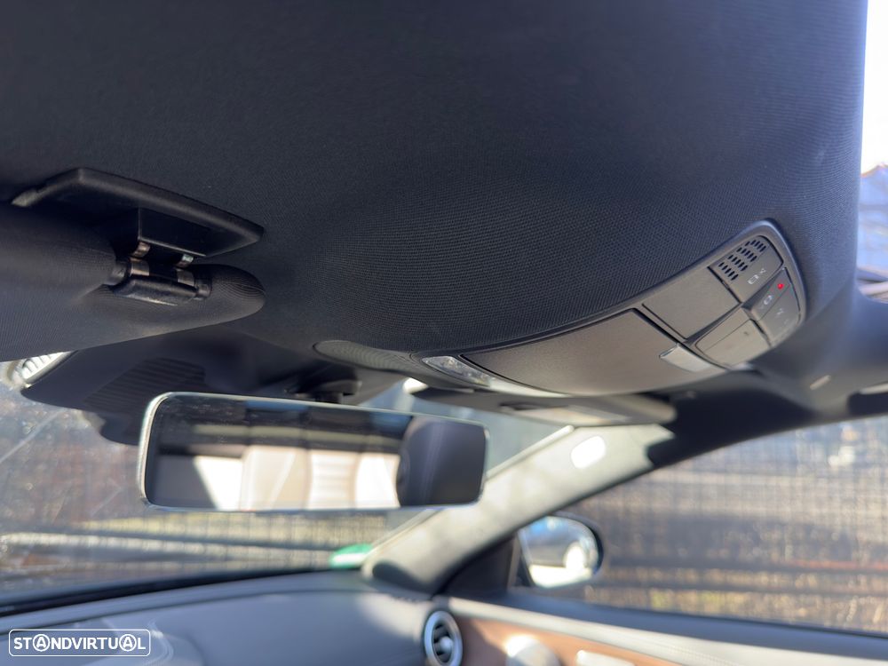 Mercedes-Benz E 300 de 4Matic 9G-TRONIC AMG Line - 36