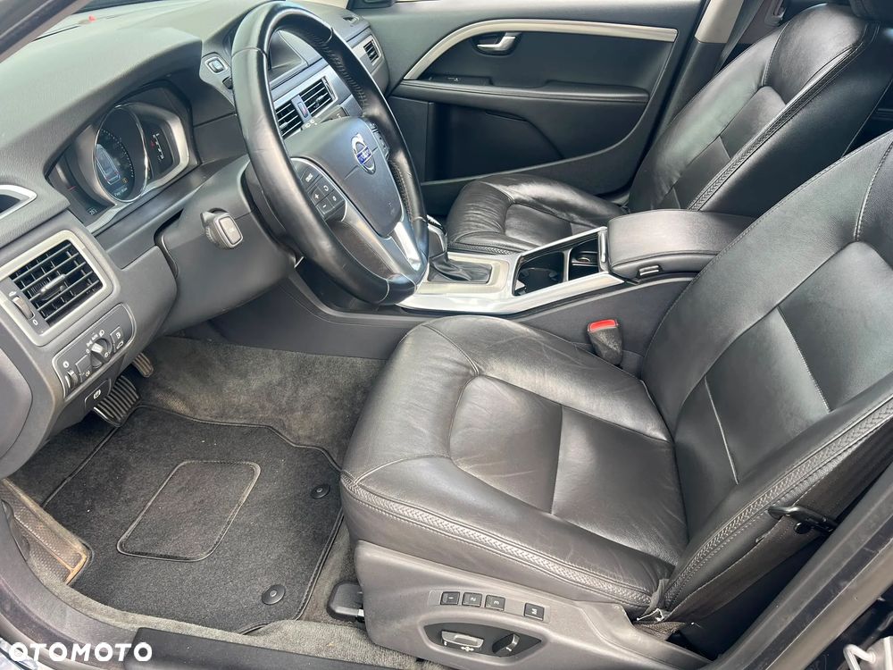 Volvo XC 70 - 16