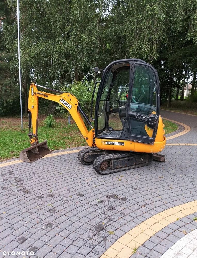 JCB 8016 - 5