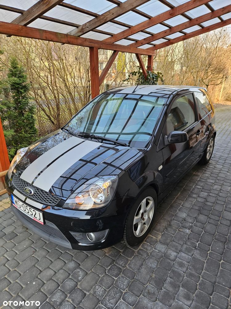 Ford Fiesta - 13