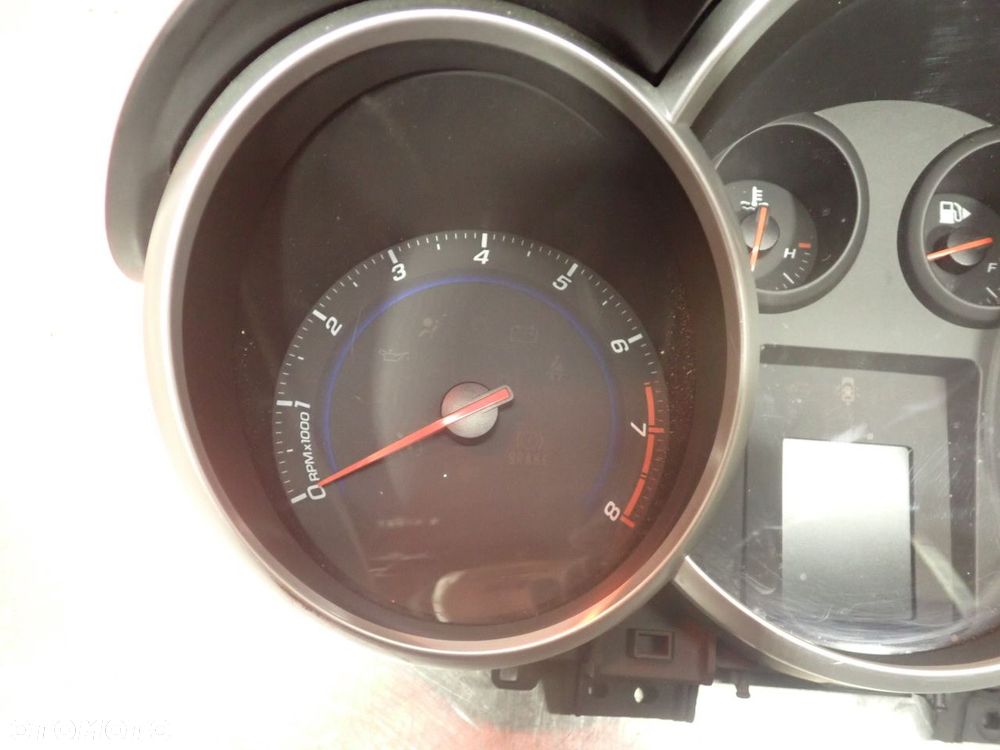LICZNIK CHEVROLET CRUZE I LIFT  95080027 - 9