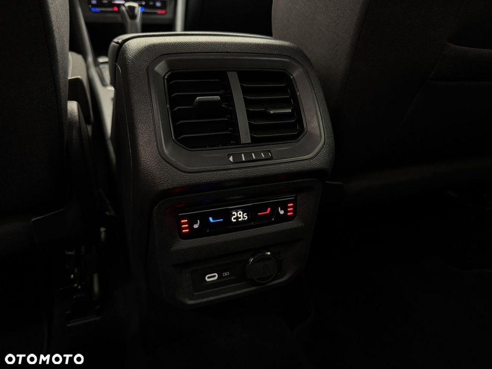 Volkswagen Tiguan Allspace - 14