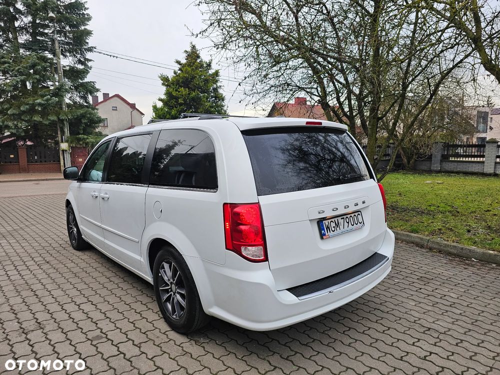 Dodge Grand Caravan 3.6 R/T - 24