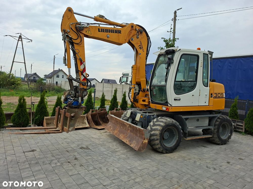 Liebherr A309 LITRONIC - 6