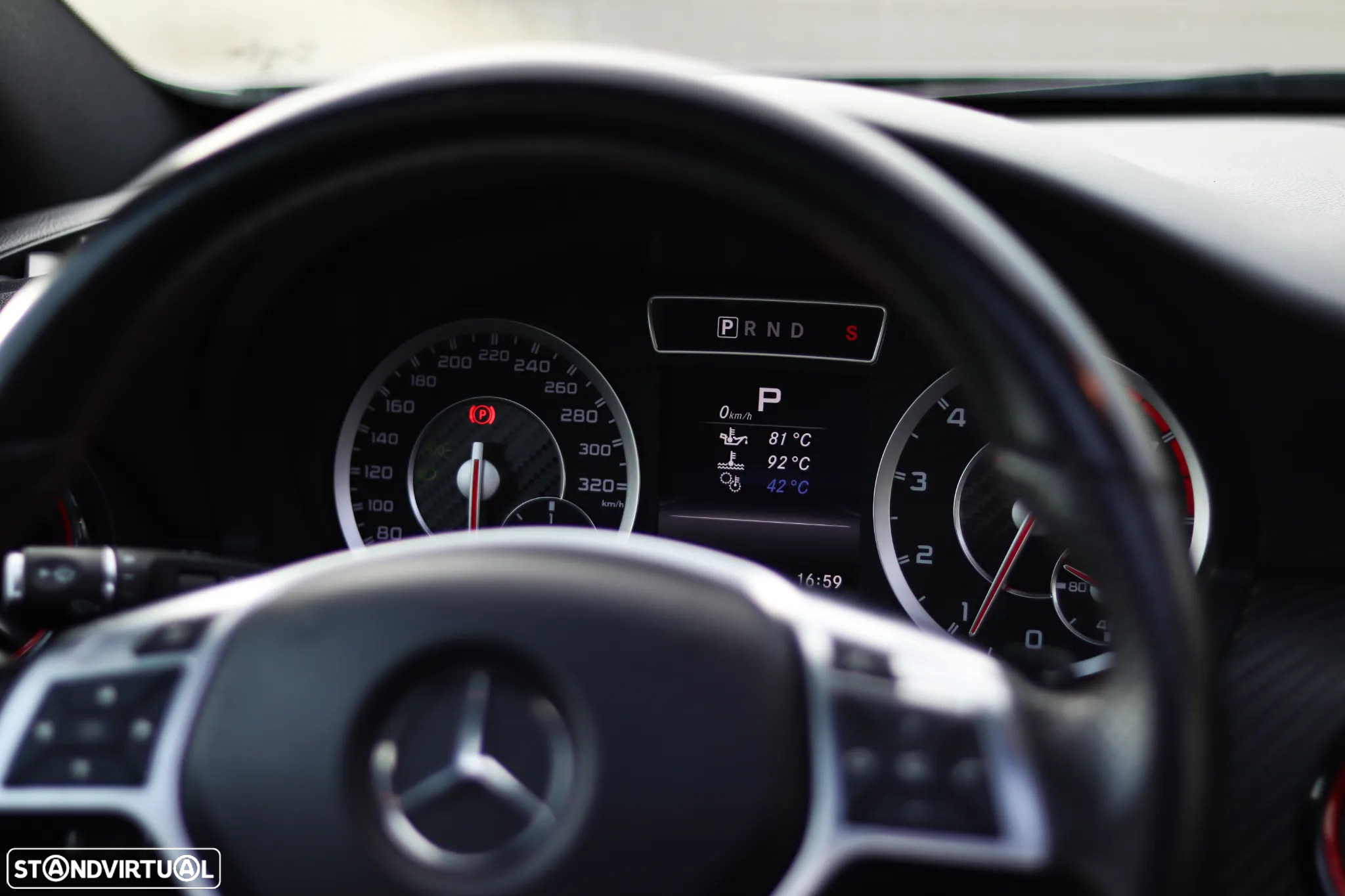 Mercedes-Benz A 45 AMG 4Matic Speedshift 7G-DCT - 9