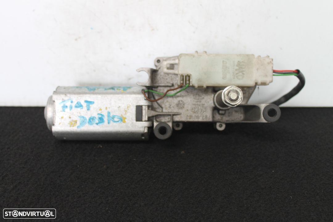 Motor Limpa Vidros Traseiro Fiat Doblo - 2