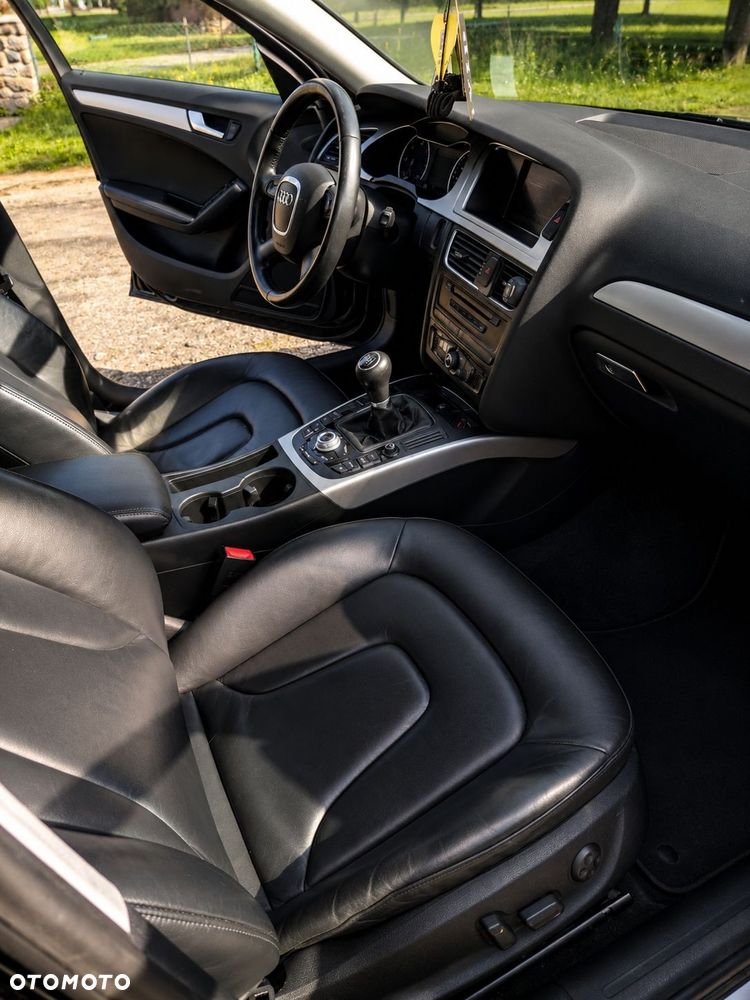 Audi A4 Avant - 8