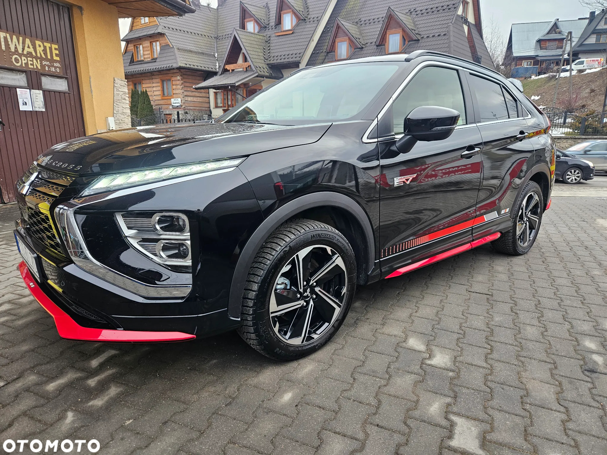 Mitsubishi Eclipse Cross 1.5 T GPF Intense Pro CVT 4WD - 4