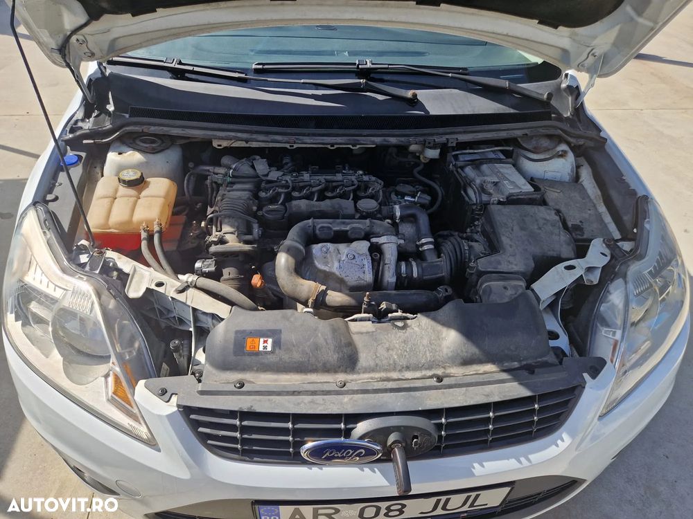 Ford Focus 1.6 TDCI Ambiente - 9