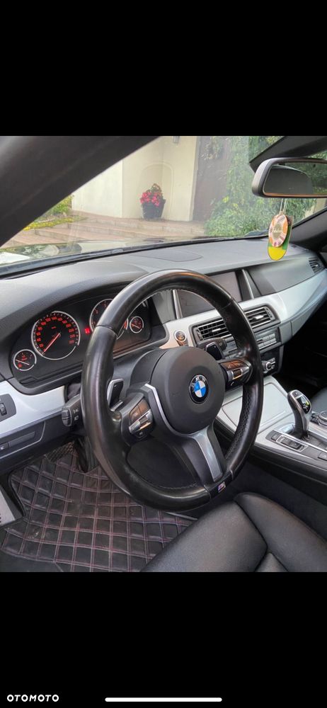 BMW Seria 5 530d xDrive - 8