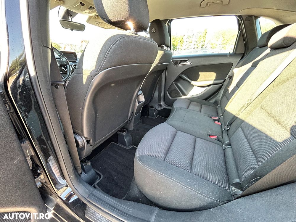 Mercedes-Benz B 180 CDI BlueEFFICIENCY - 21