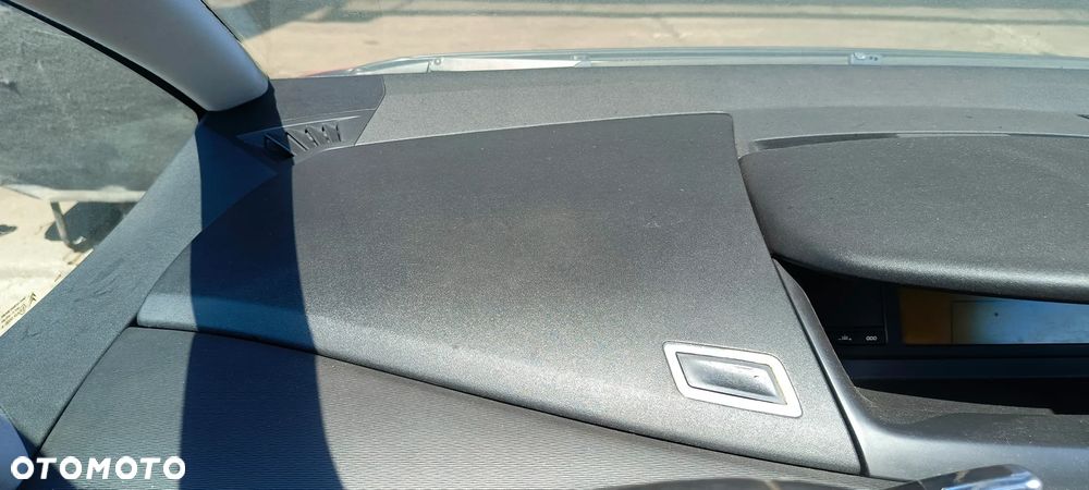 SCHOWEK KLAPKA SCHOWKA CITROEN C4 PICASSO - 2