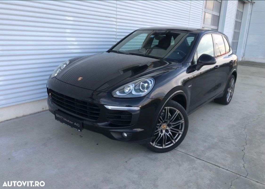 Porsche Cayenne 3.0 L - 1