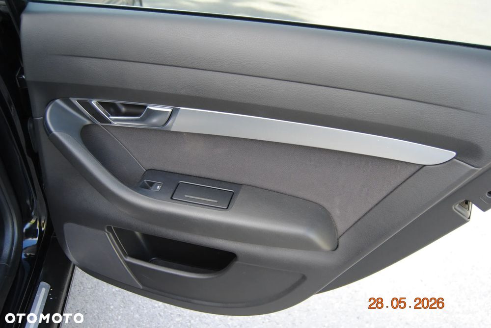 Audi A6 Limousine 2.4 - 29