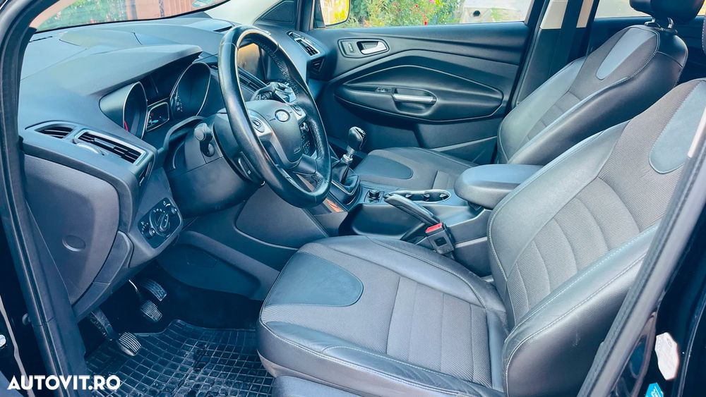 Ford Kuga 2.0 TDCi 2x4 SYNC - 12