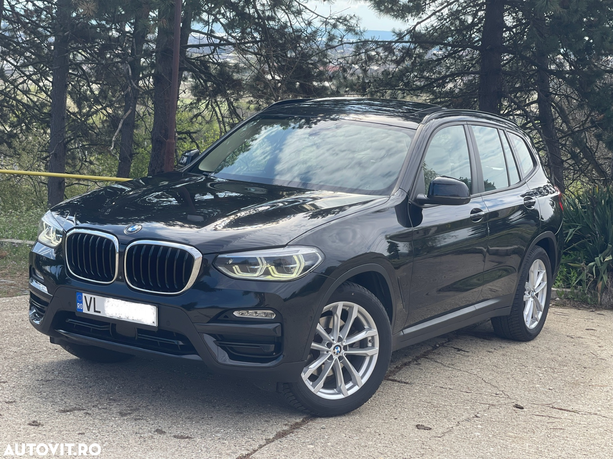 BMW X3 xDrive20i AT Advantage - 2