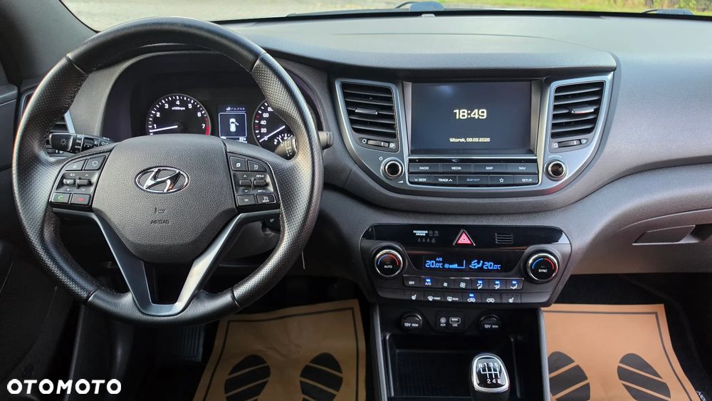 Hyundai Tucson blue 1.6 GDi 2WD Passion - 5