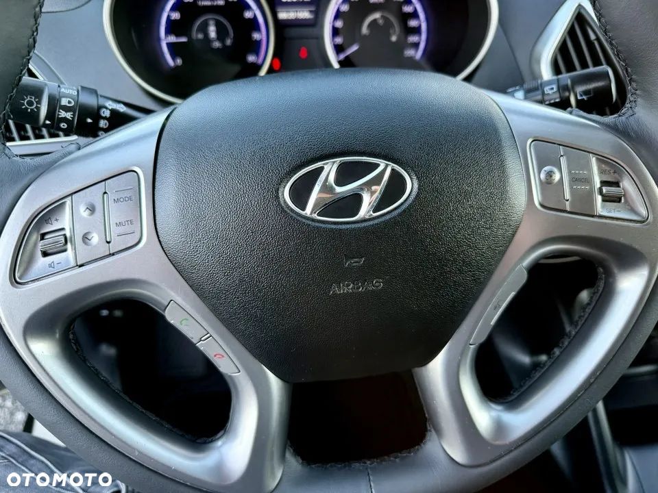 Hyundai ix35 2.0 4WD Premium - 22