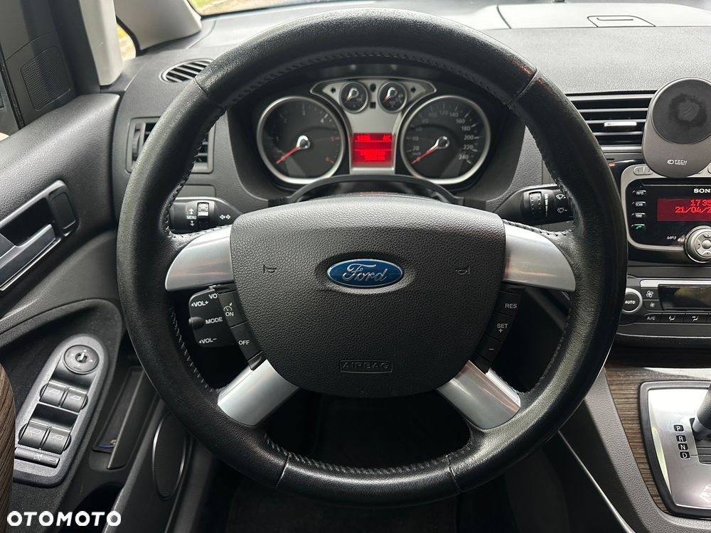 Ford C-MAX - 13