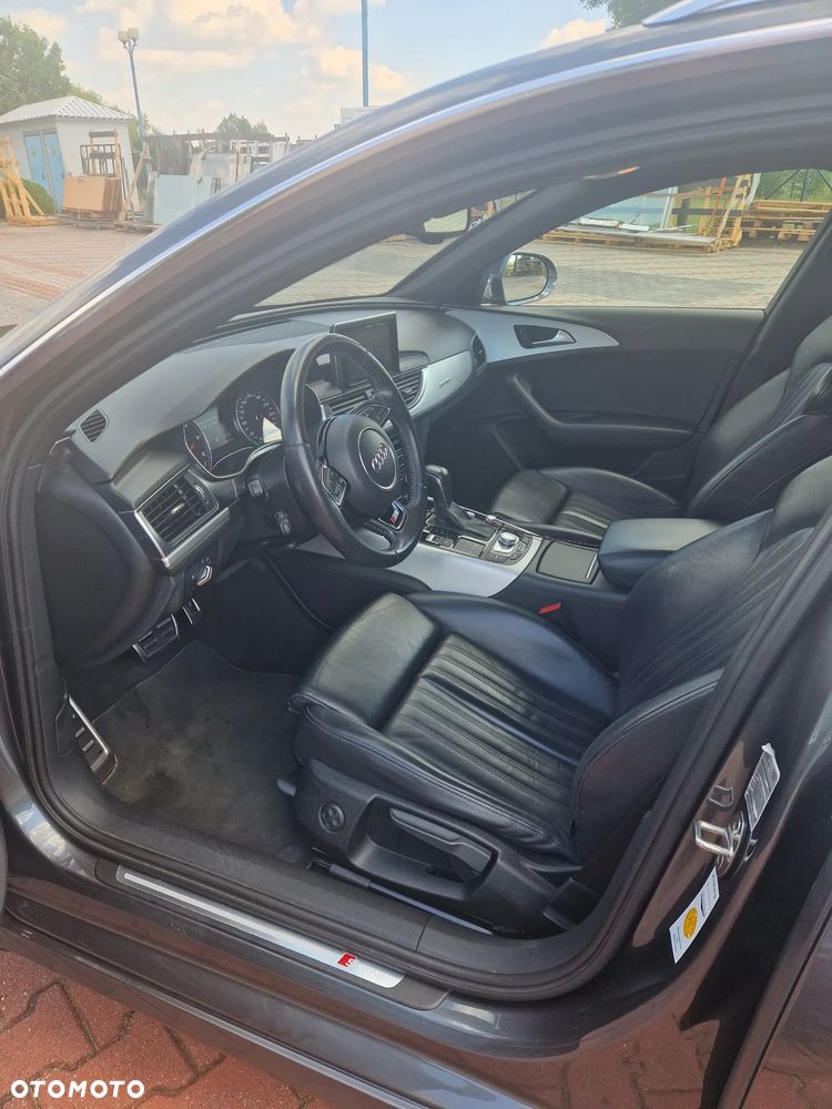 Audi A6 Avant 3.0 TDI quattro S tronic - 10